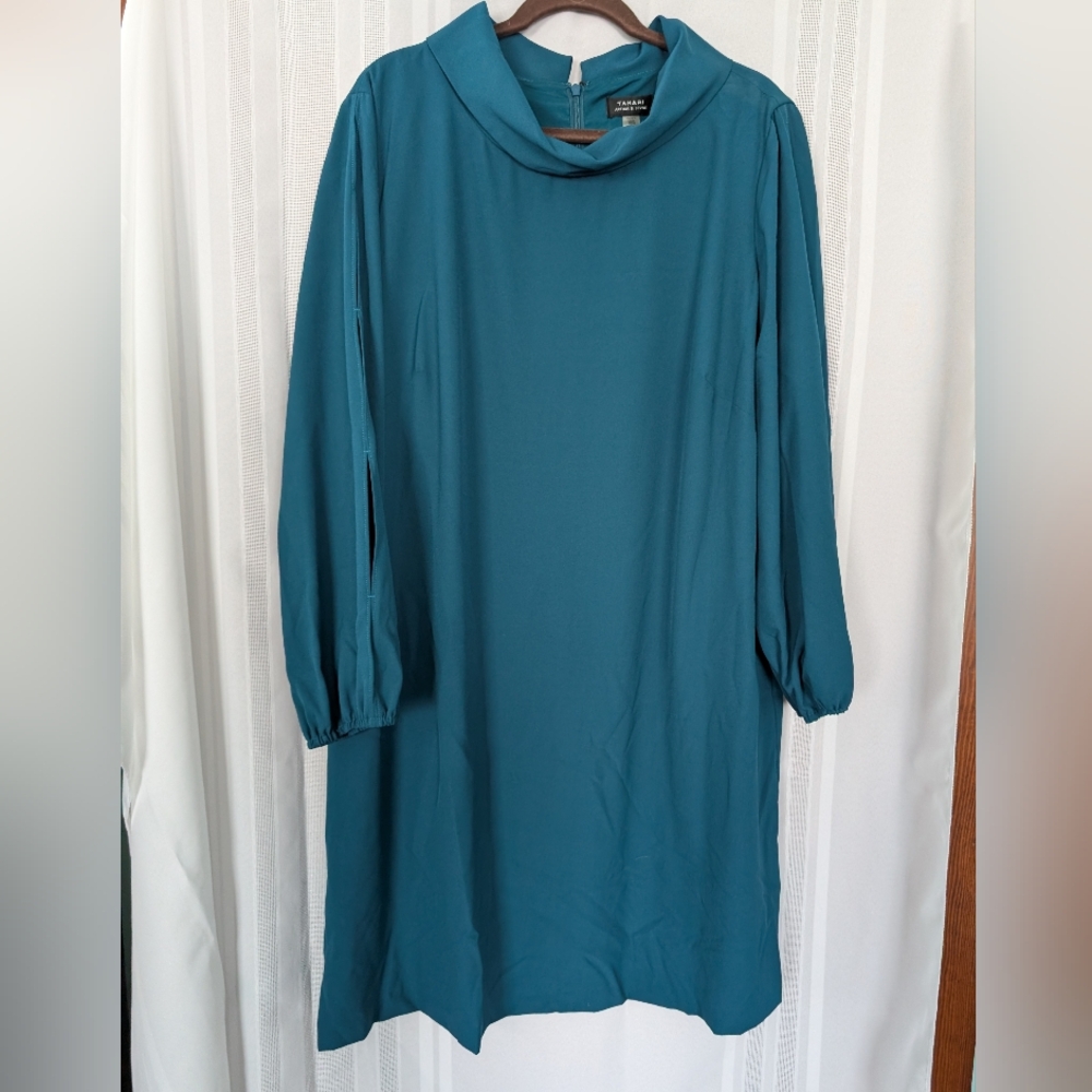 Tahari Teal Long Sleeve Dress